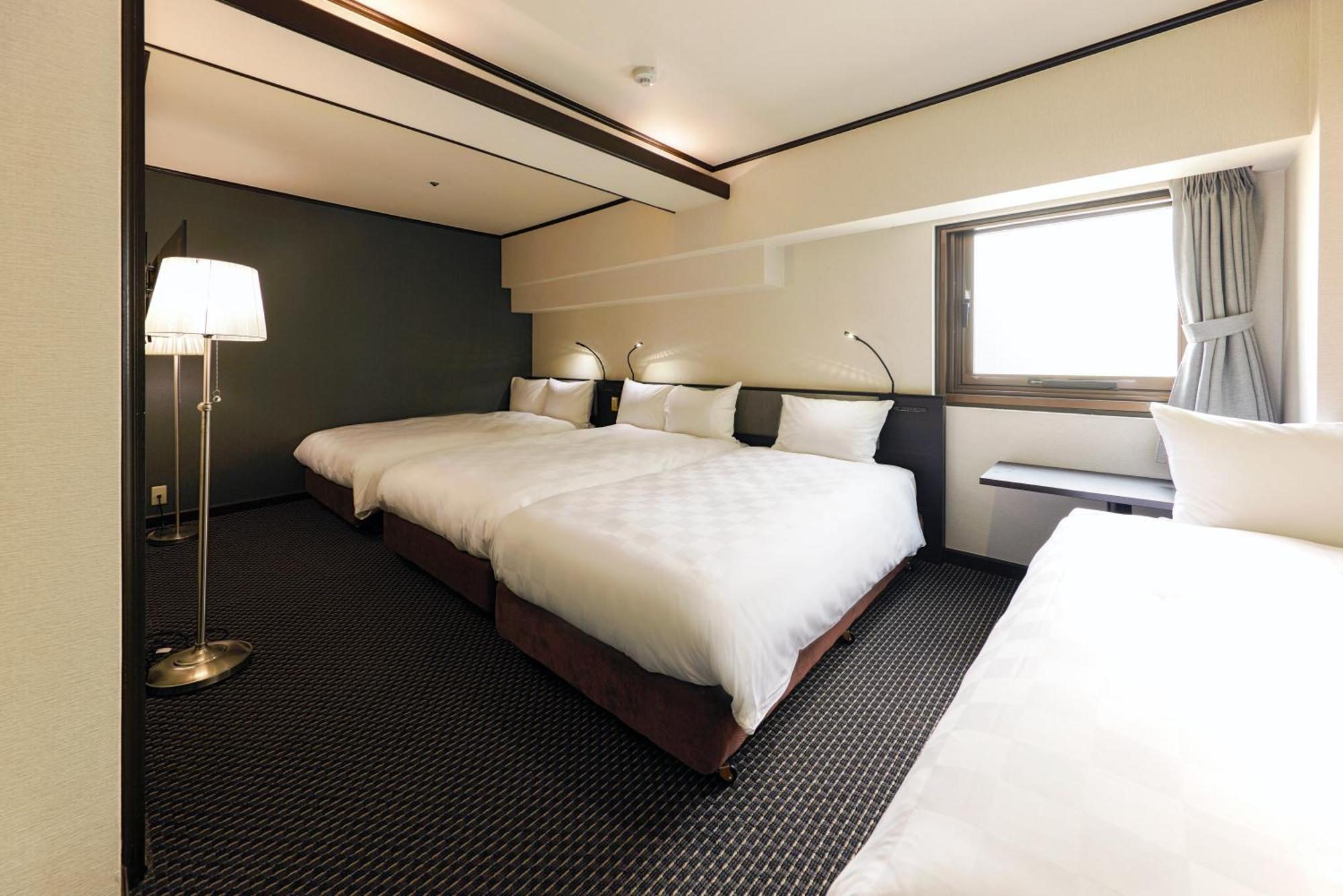 Hotel Consort Shin-Osaka Zewnętrze zdjęcie